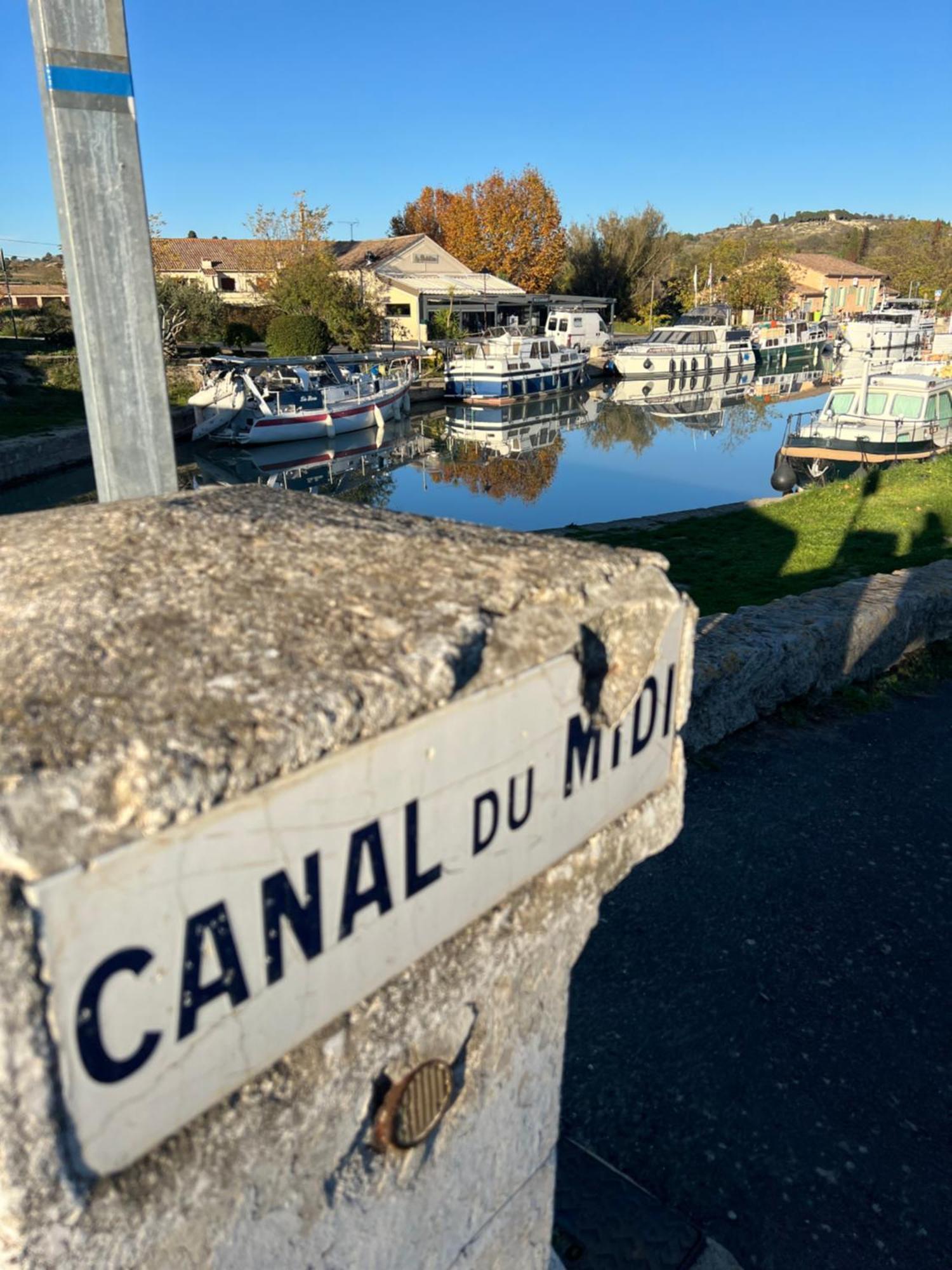 Entre Midi - Maison d'Hôtes - B&B Capestang Exterior foto
